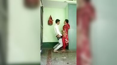 Dehati college girl fucked in standing pose at home viral