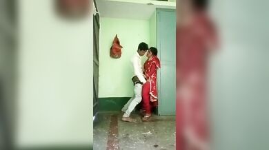Dehati college girl fucked in standing pose at home viral
