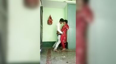 Dehati college girl fucked in standing pose at home viral