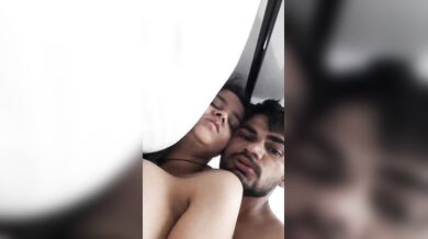 Ranchi jija sali sex mms sleeping nude in oyo room viral