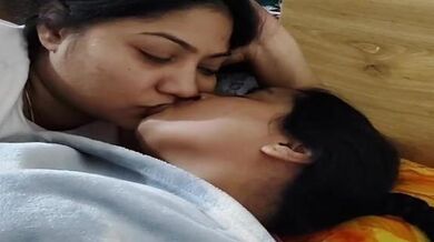 Mallu hostel girls lesbian sex kissing and fingering viral