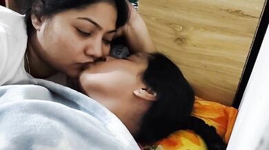 Mallu hostel girls lesbian sex kissing and fingering viral