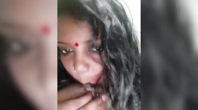 Horny tamil wife boob suck sex on video call with lover