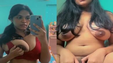 Hot Bangalore GF makes selfie mms playing with big titties