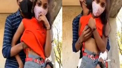Bihari girlfriend boobs pressed outdoors by chapri BF mms