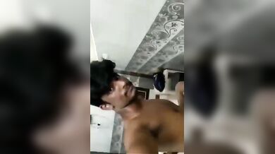 Jealous ex-BF fucks married Mallu girlfriend in her house