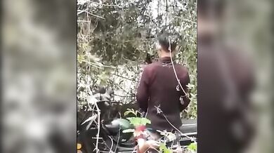 Nepali bike rider boy caught finger fucking GF in jungle MMS