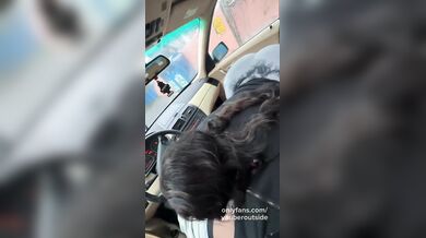 Mallu gold digger GF gives blowjob to rich boy in his BMW
