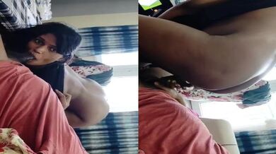 Sexy ass Telugu housewife deepthroats lover nude in bed MMS